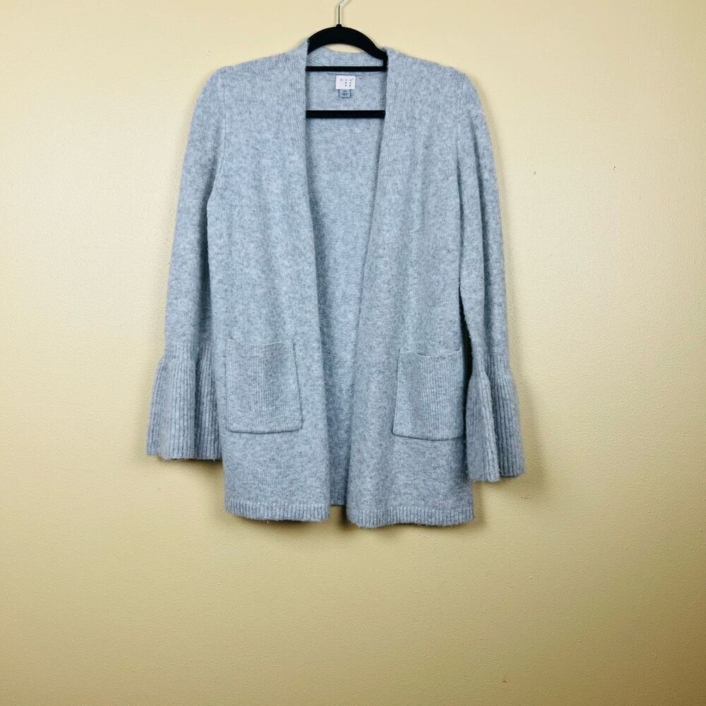 A new day Cardigan Sweater Gray Silver White XS